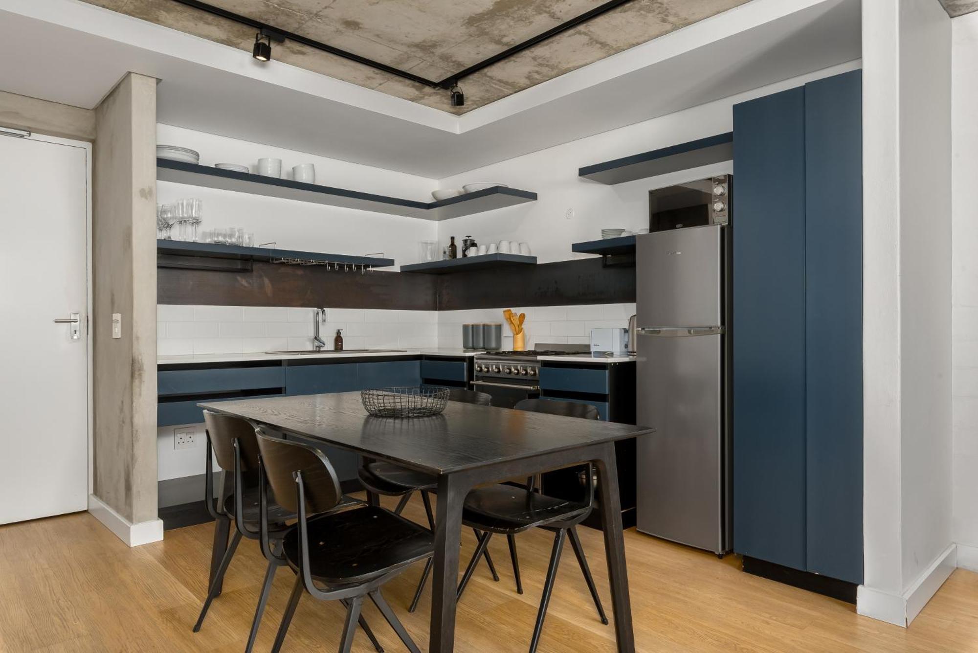 Fortyonl Apartment