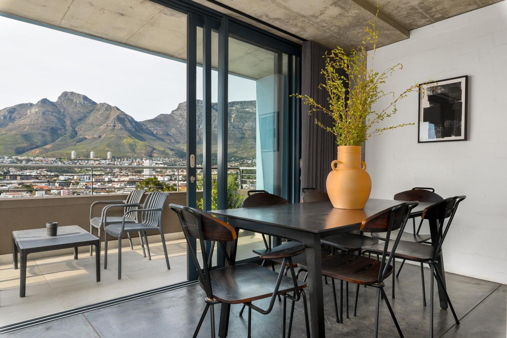 Fortyonl Apartment